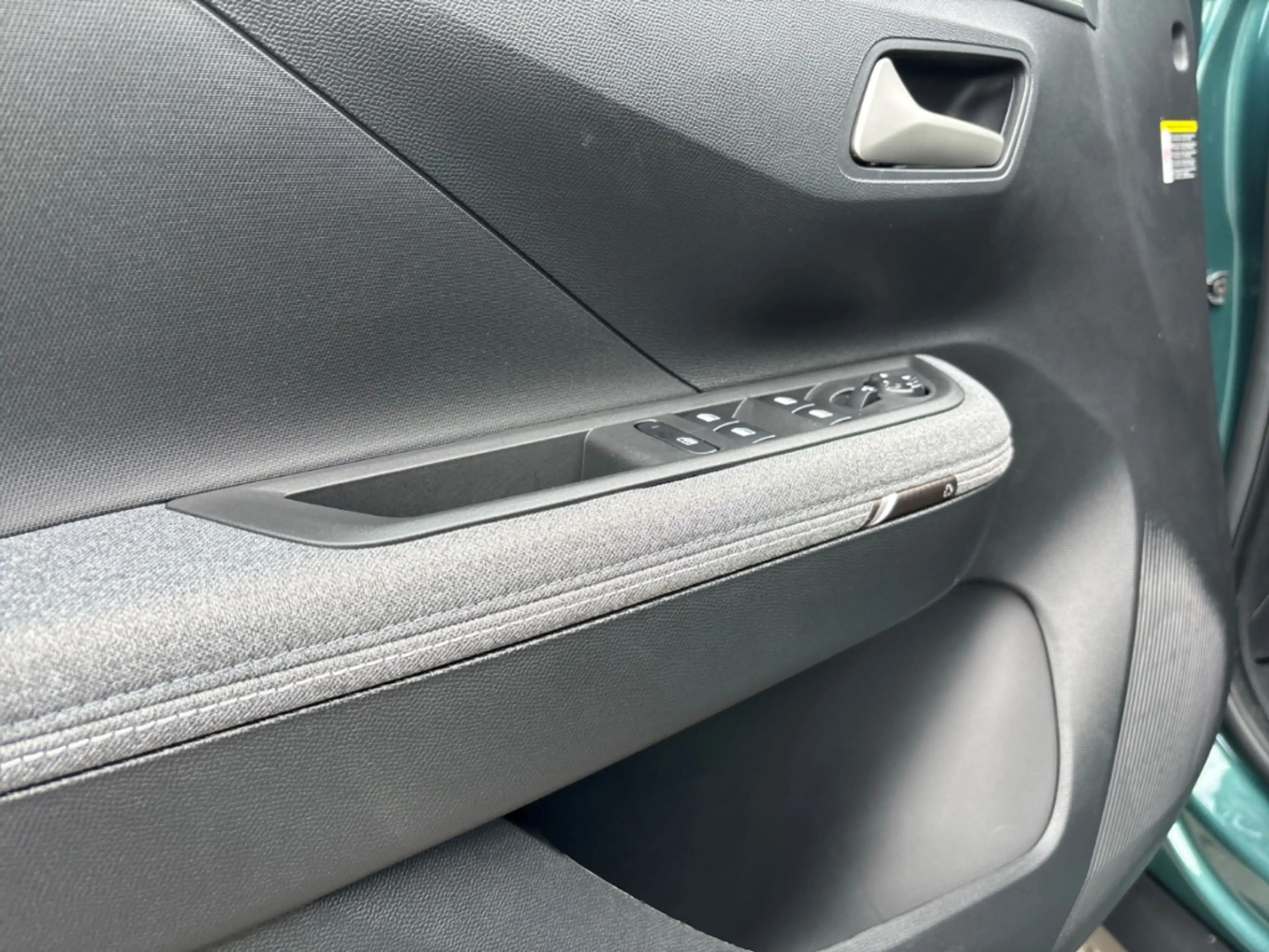 Opel Frontera Ultimate 1.2 Hybrid, FS beheizbar,NAVI,Kamera,Allw — photo 9