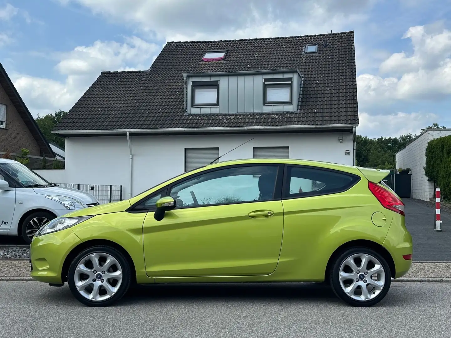 Ford Fiesta Trend, 106tkm, neu TÜV 7/27 Grün - 2