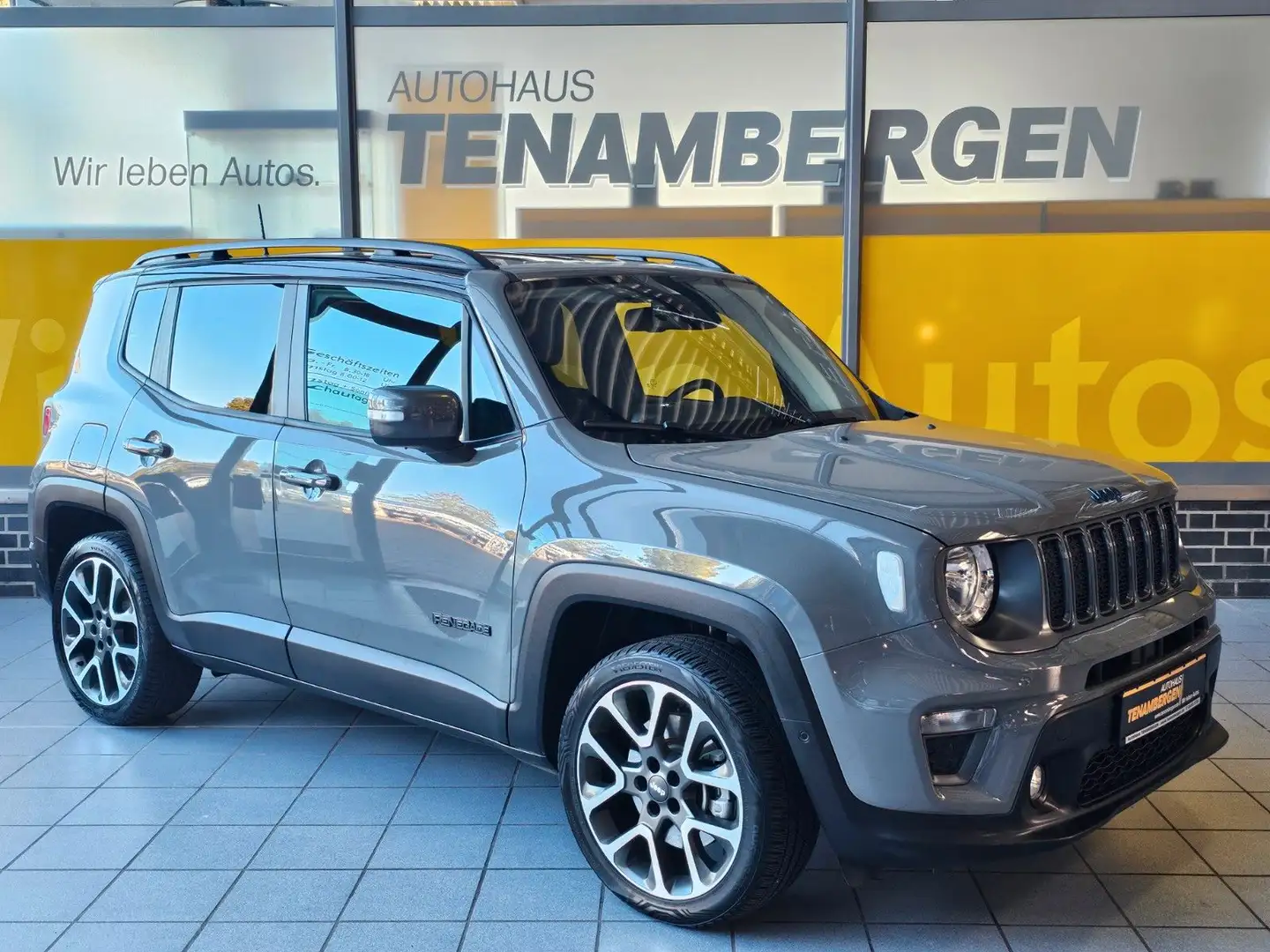 Jeep Renegade S Plug-In-Hybrid 4xe Kamera LED ACC AHK Grijs - 1