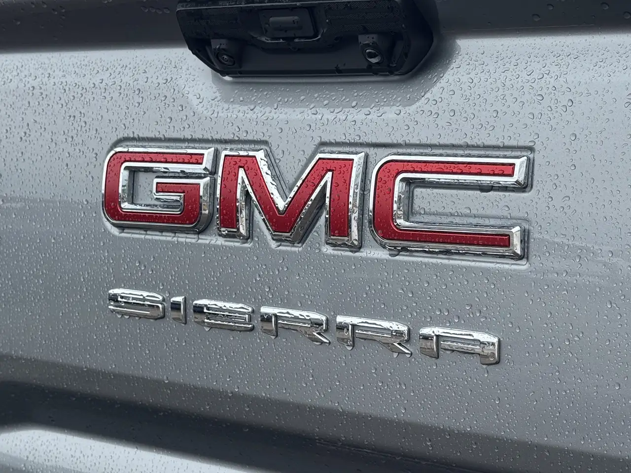 GMC Sierra 1500 снимка GMC Sierra 1500