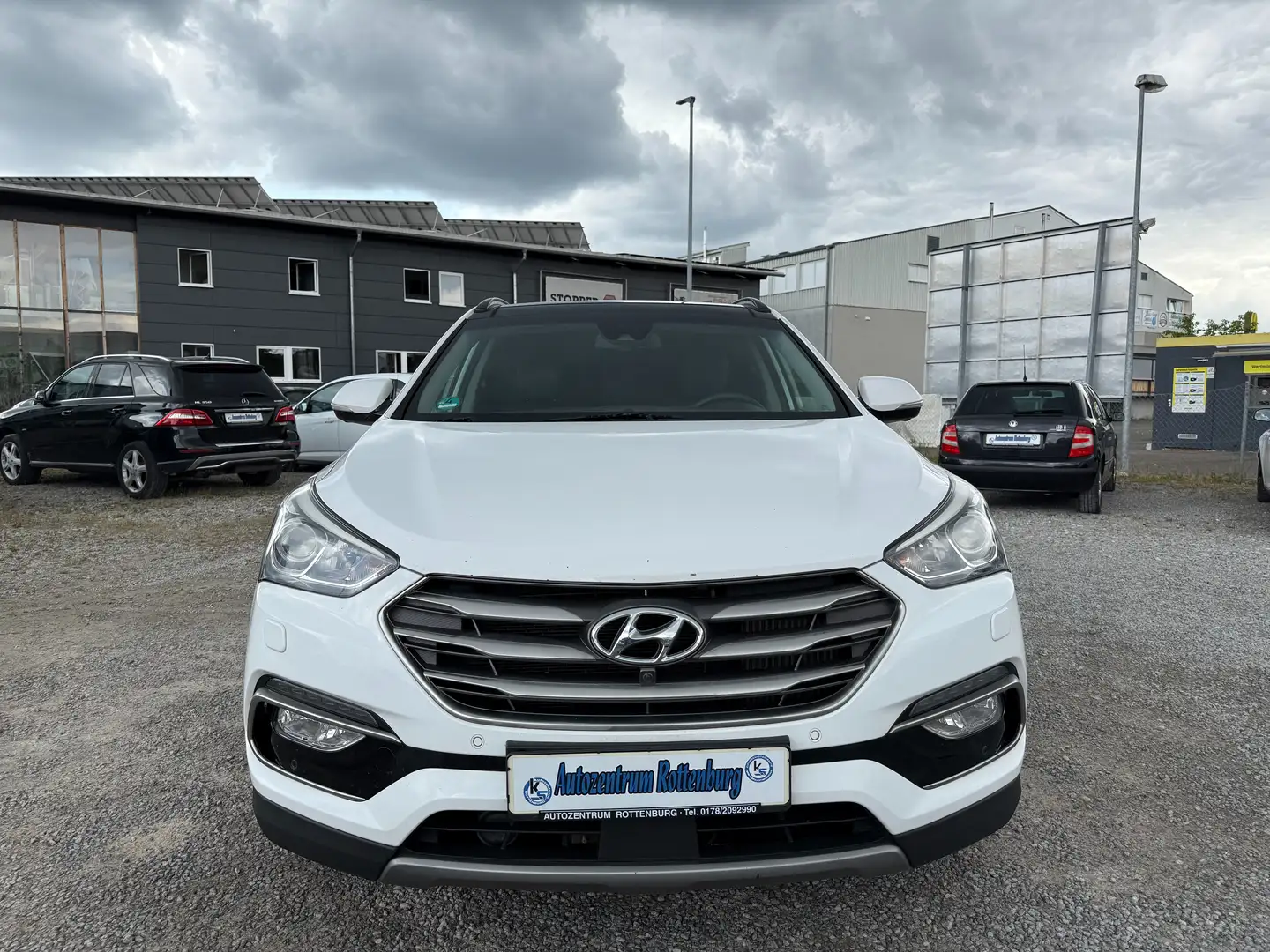 Hyundai SANTA FE Premium 4WD - 1. HAND - AUTOMATIK - EURO 6 - Blanc - 2