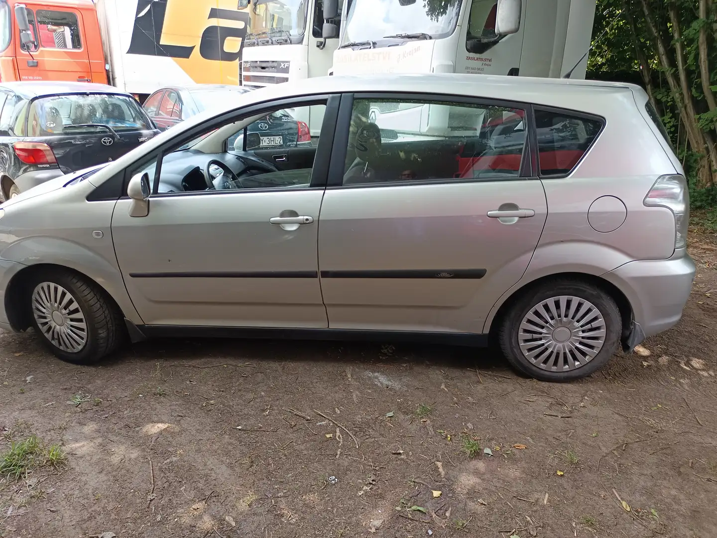 Toyota Corolla Verso Corolla Verso 2.0 Turbo D4D Linea Luna Gris - 1