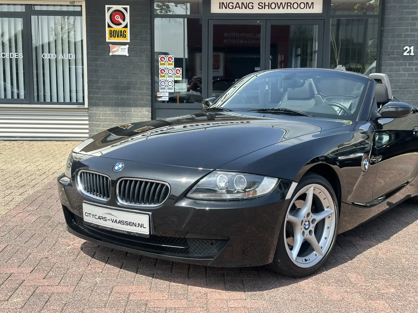 BMW Z4 Roadster 2.0i Introduction 150 pk org-nl- auto you Siyah - 2