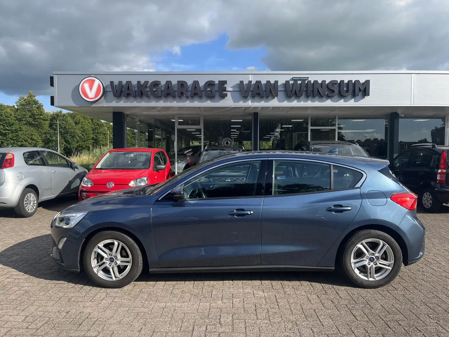 Ford Focus 1.0 EcoBoost Trend Edition Business navi cruise Lm Blauw - 2