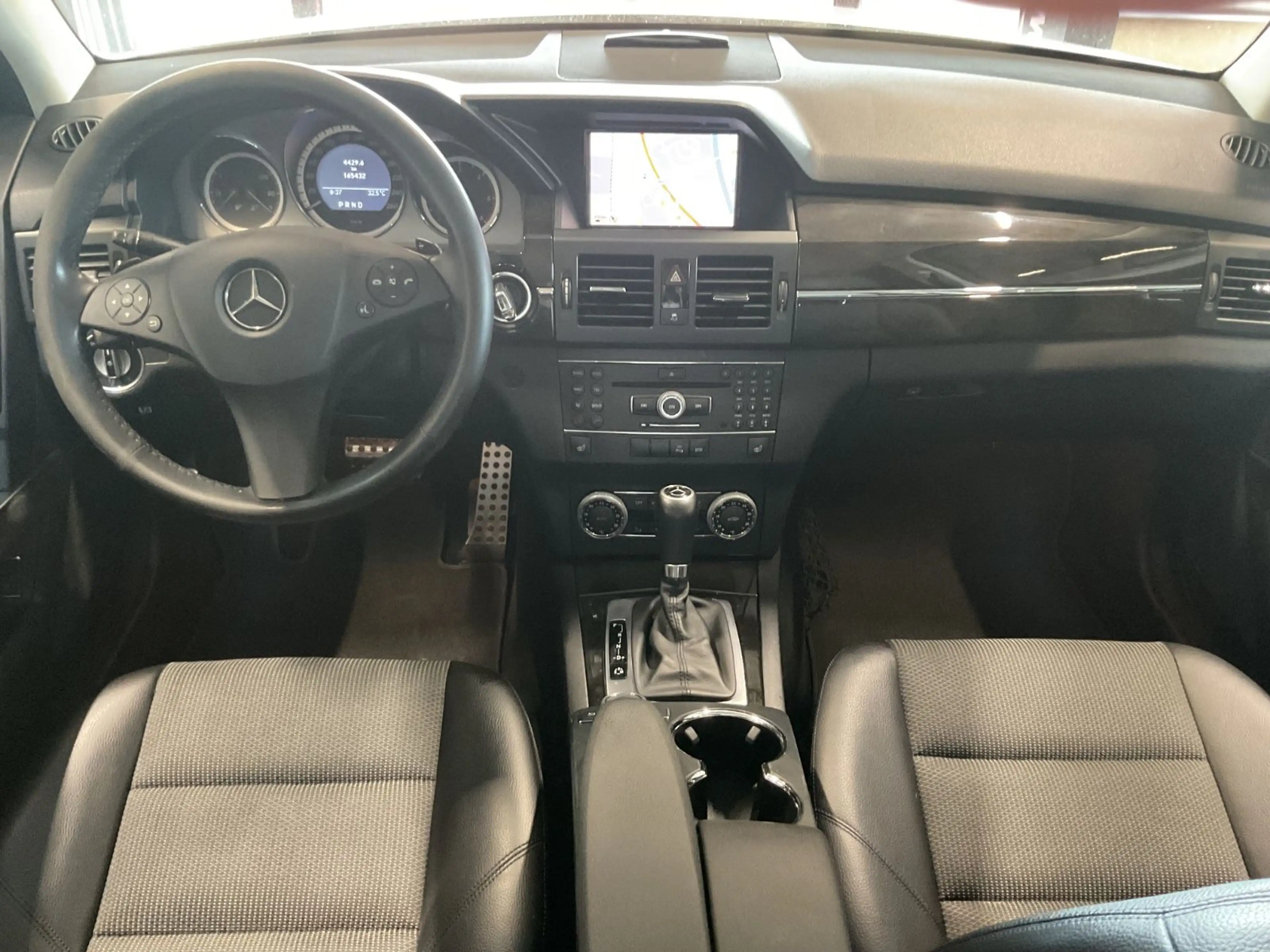 Mercedes-Benz GLK 220 CDI 4Matic 2x Sport-Paket AHK Navi Xenon — photo 11