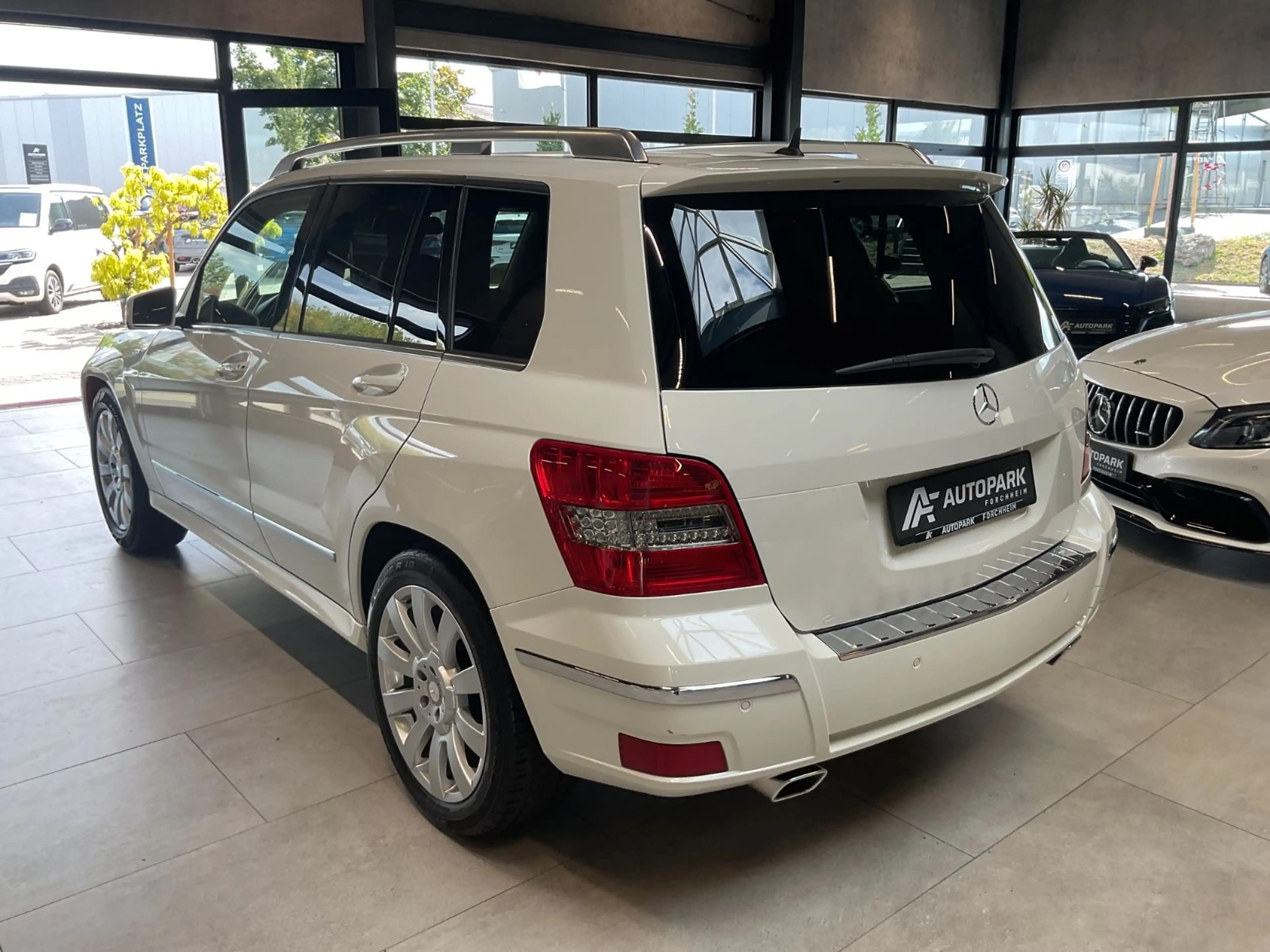 Mercedes-Benz GLK 220 CDI 4Matic 2x Sport-Paket AHK Navi Xenon — photo 6