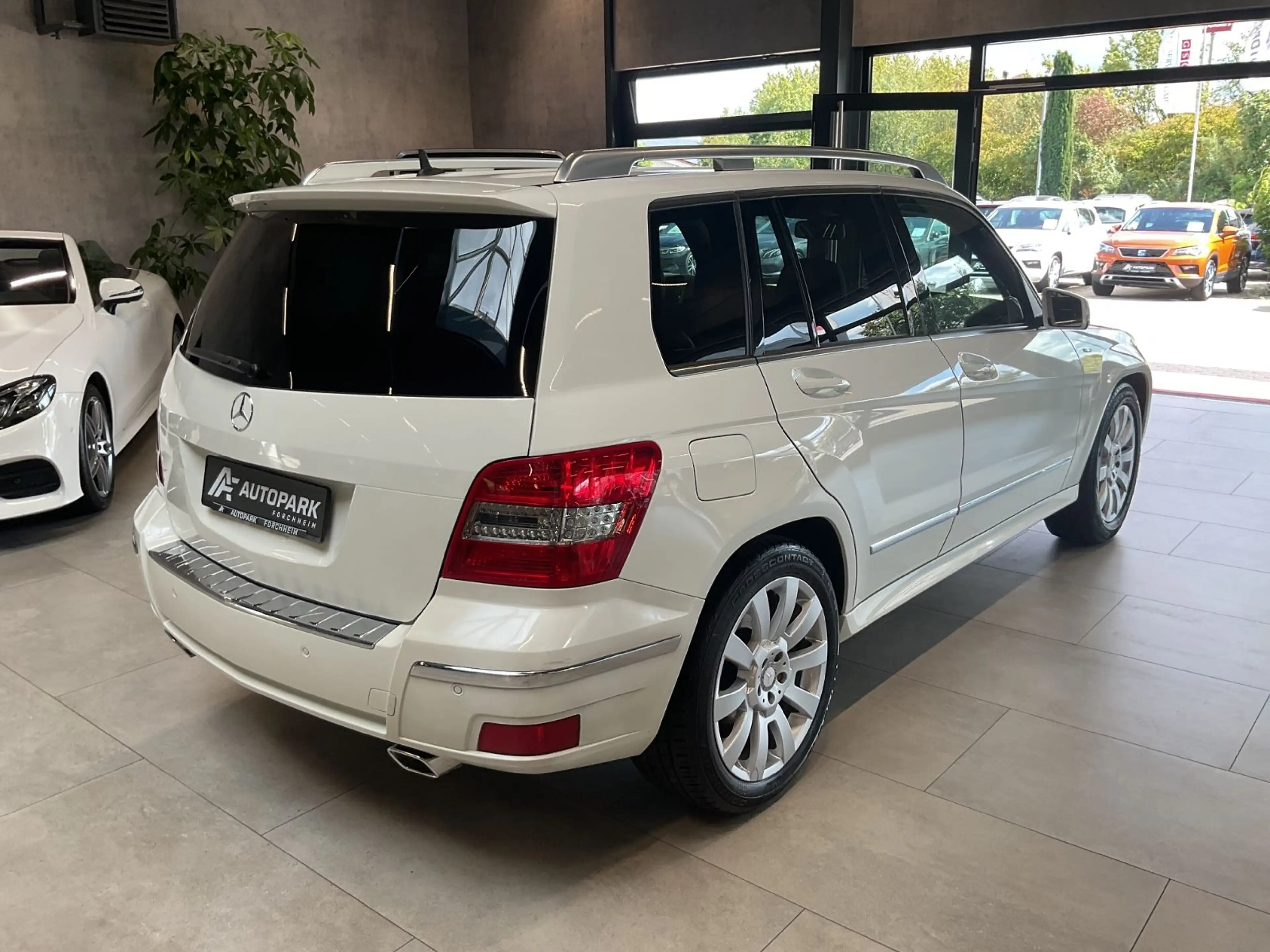 Mercedes-Benz GLK 220 CDI 4Matic 2x Sport-Paket AHK Navi Xenon — photo 4