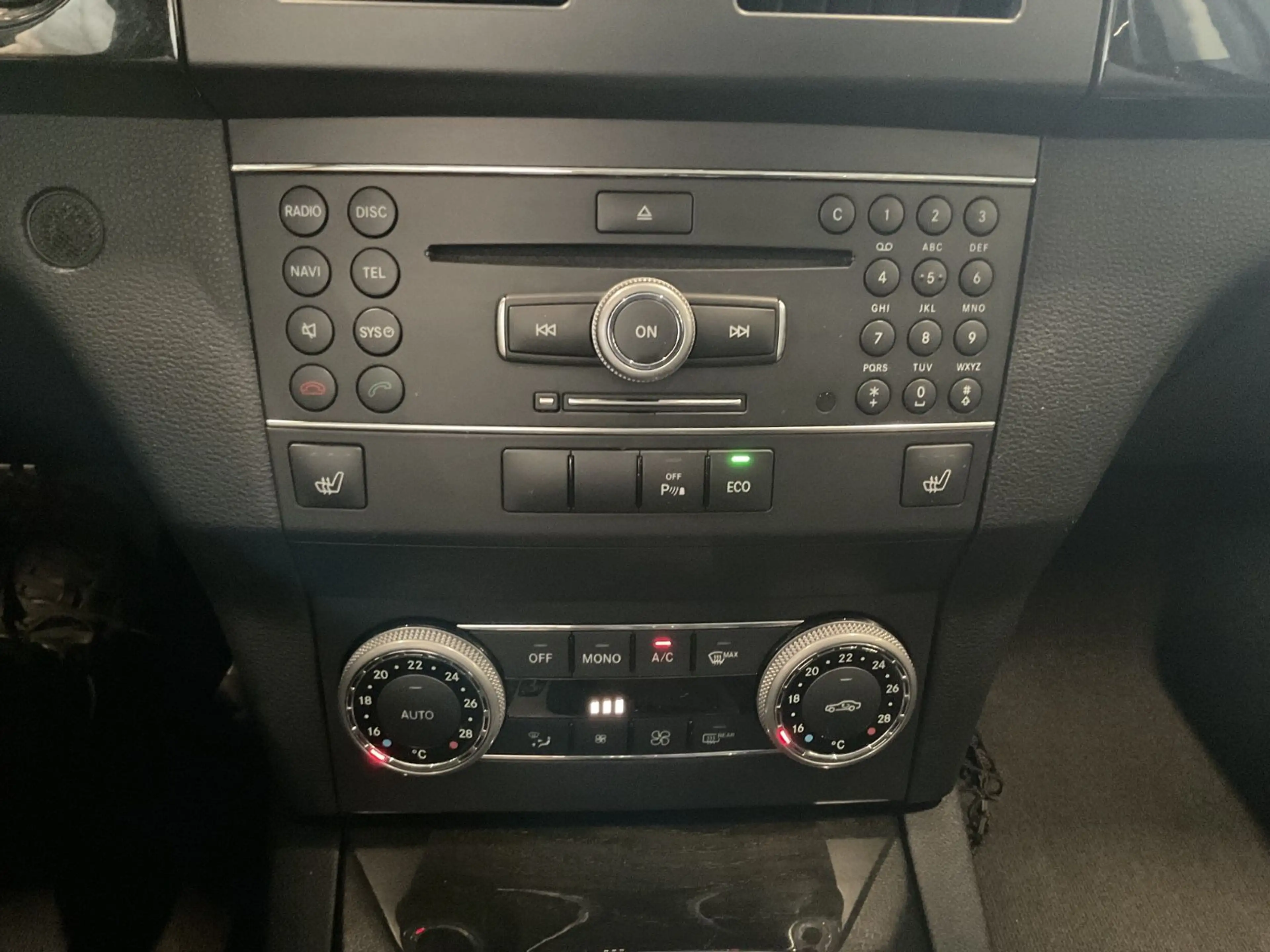 Mercedes-Benz GLK 220 CDI 4Matic 2x Sport-Paket AHK Navi Xenon — photo 13