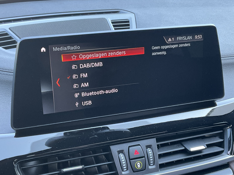 BMW X2 xDrive25e High Executive M-Sport H&K HUD Pano.dak — photo 8