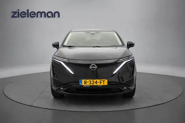 Nissan Ariya view 18