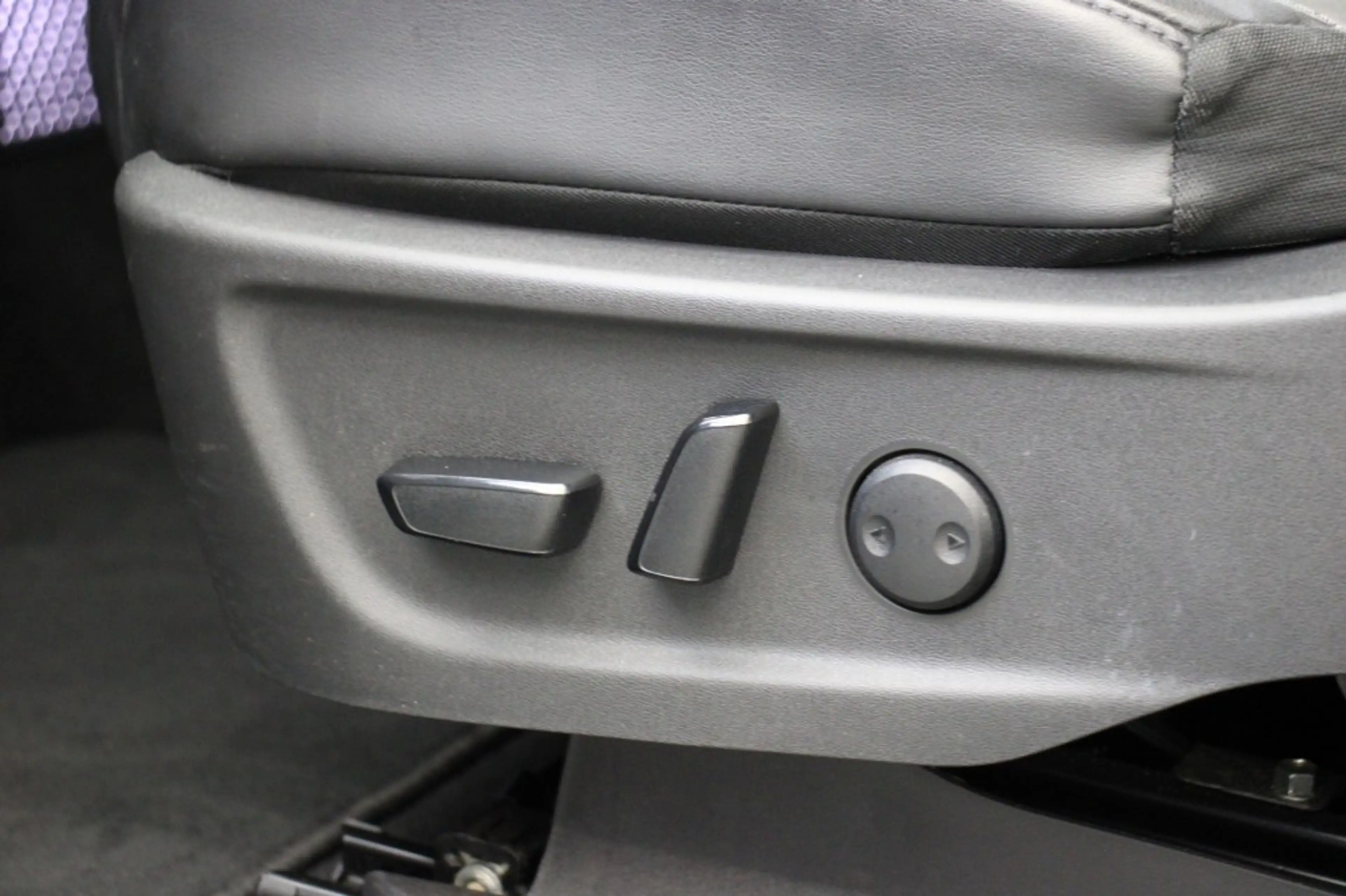 Nissan Ariya Evolve 66 kWh - Carplay, Camera, Adapt. Cruise, St — photo 12