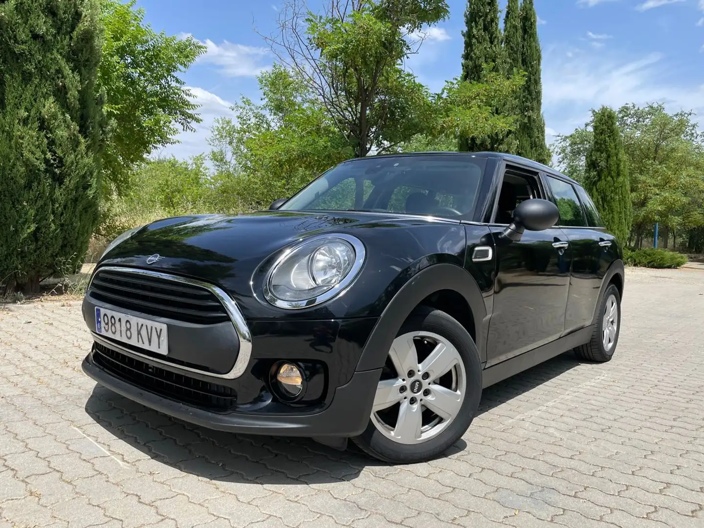 MINI One Clubman D 1.5 116cv 6 vel. *IVA deducible* *Revisiones en Noir - 1