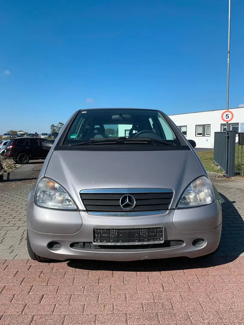 Mercedes-Benz A 140 *Automatik* Grau - 2