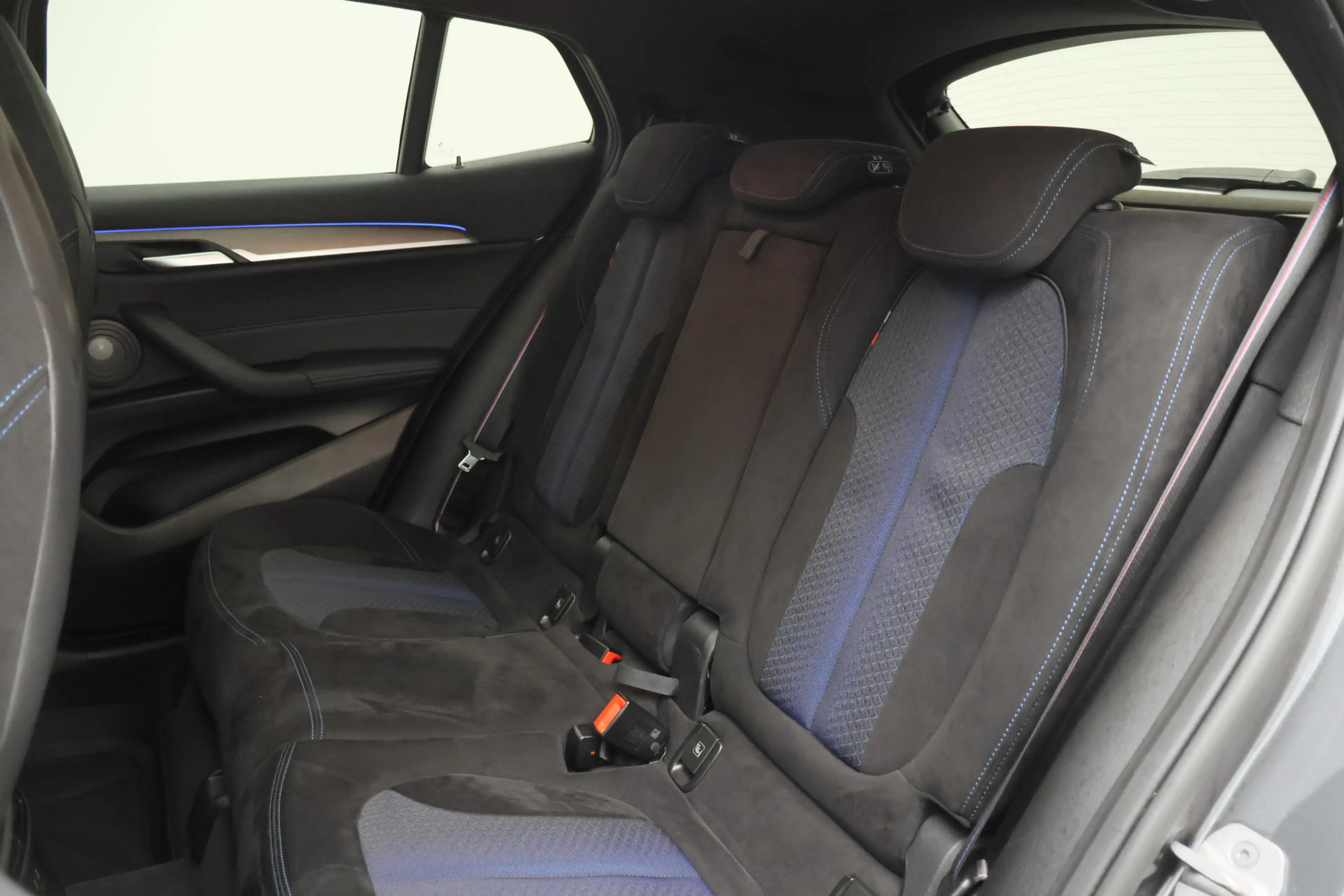 BMW X2 M35i Business Edition Plus — photo 14