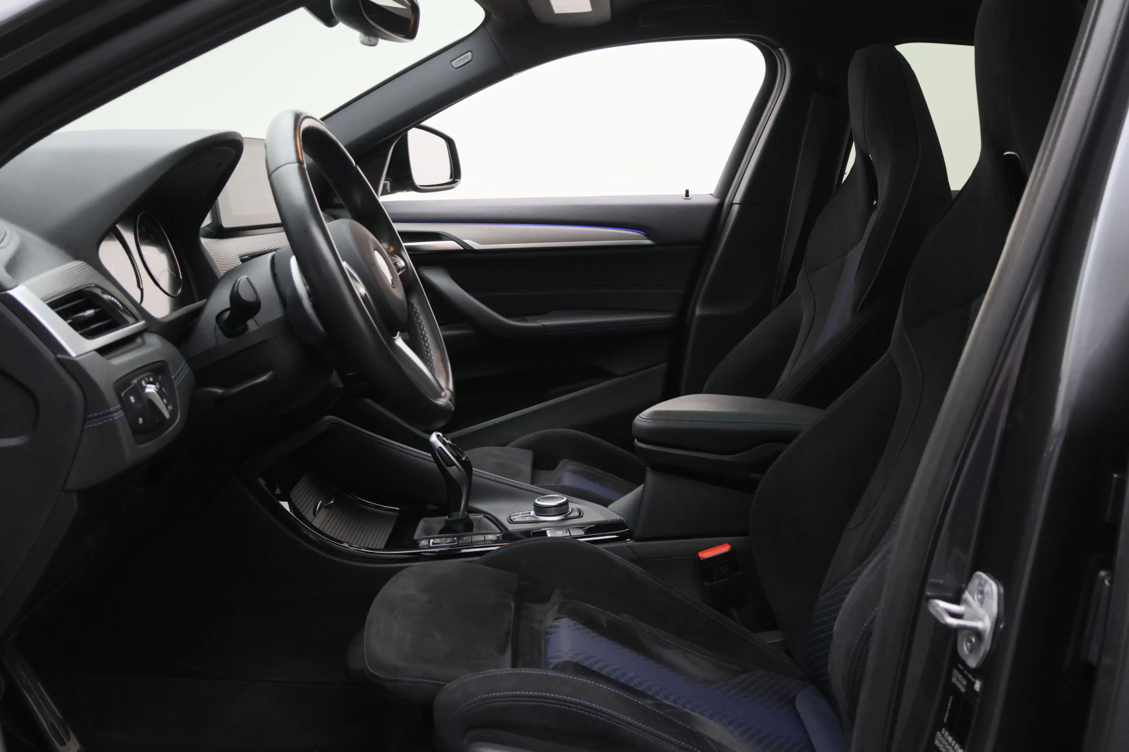 BMW X2 M35i Business Edition Plus — photo 12