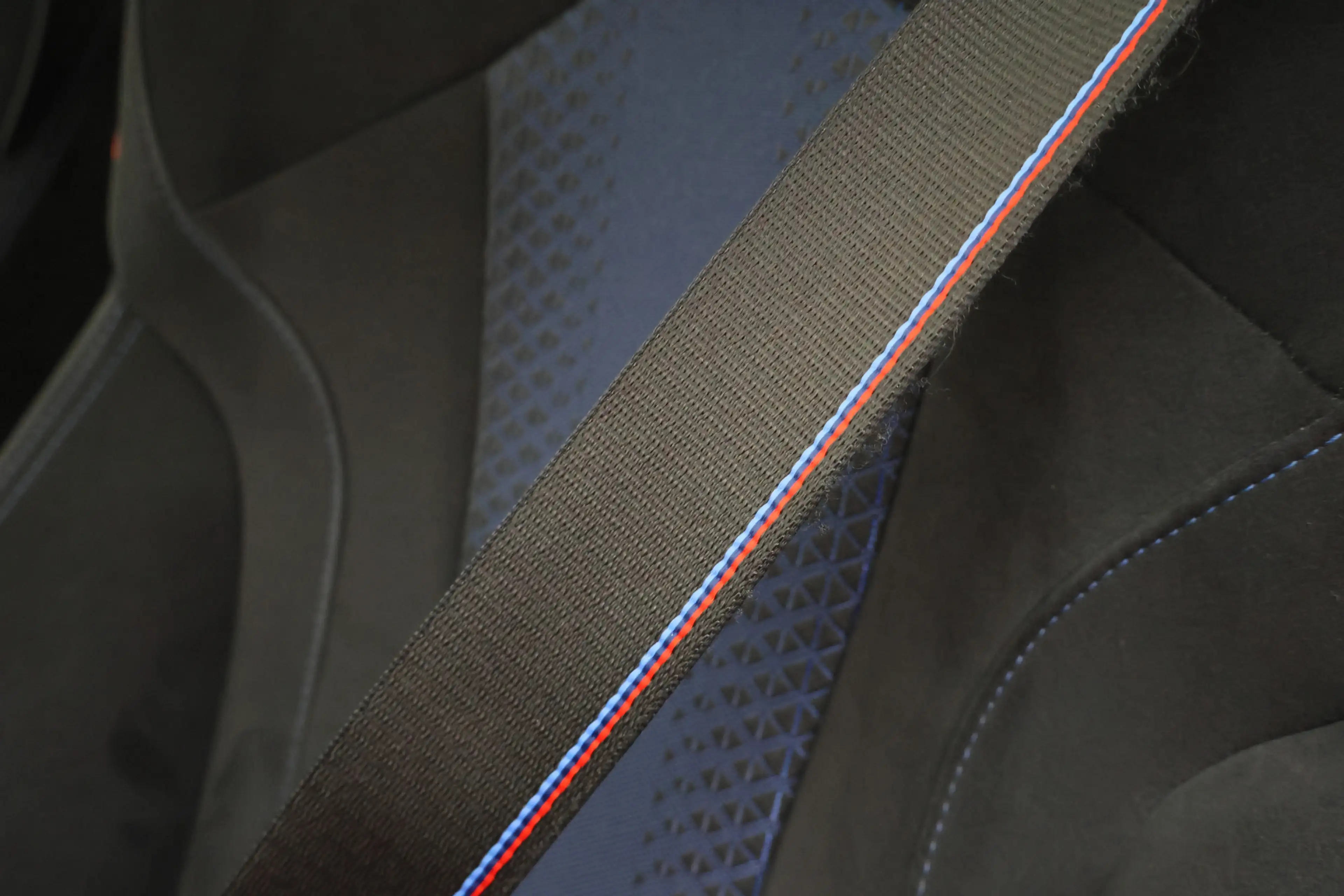 BMW X2 M35i Business Edition Plus — photo 11