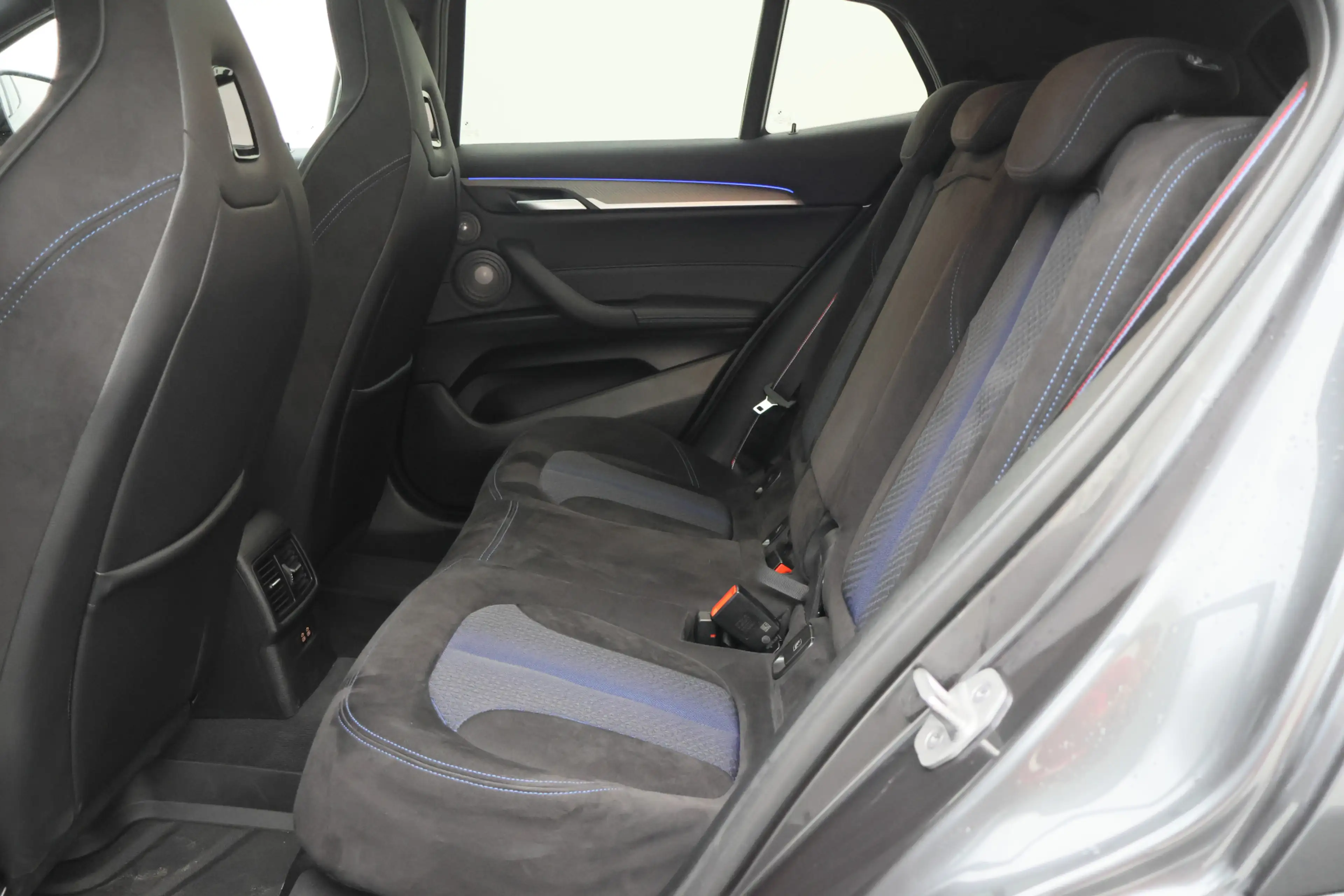 BMW X2 M35i Business Edition Plus — photo 15