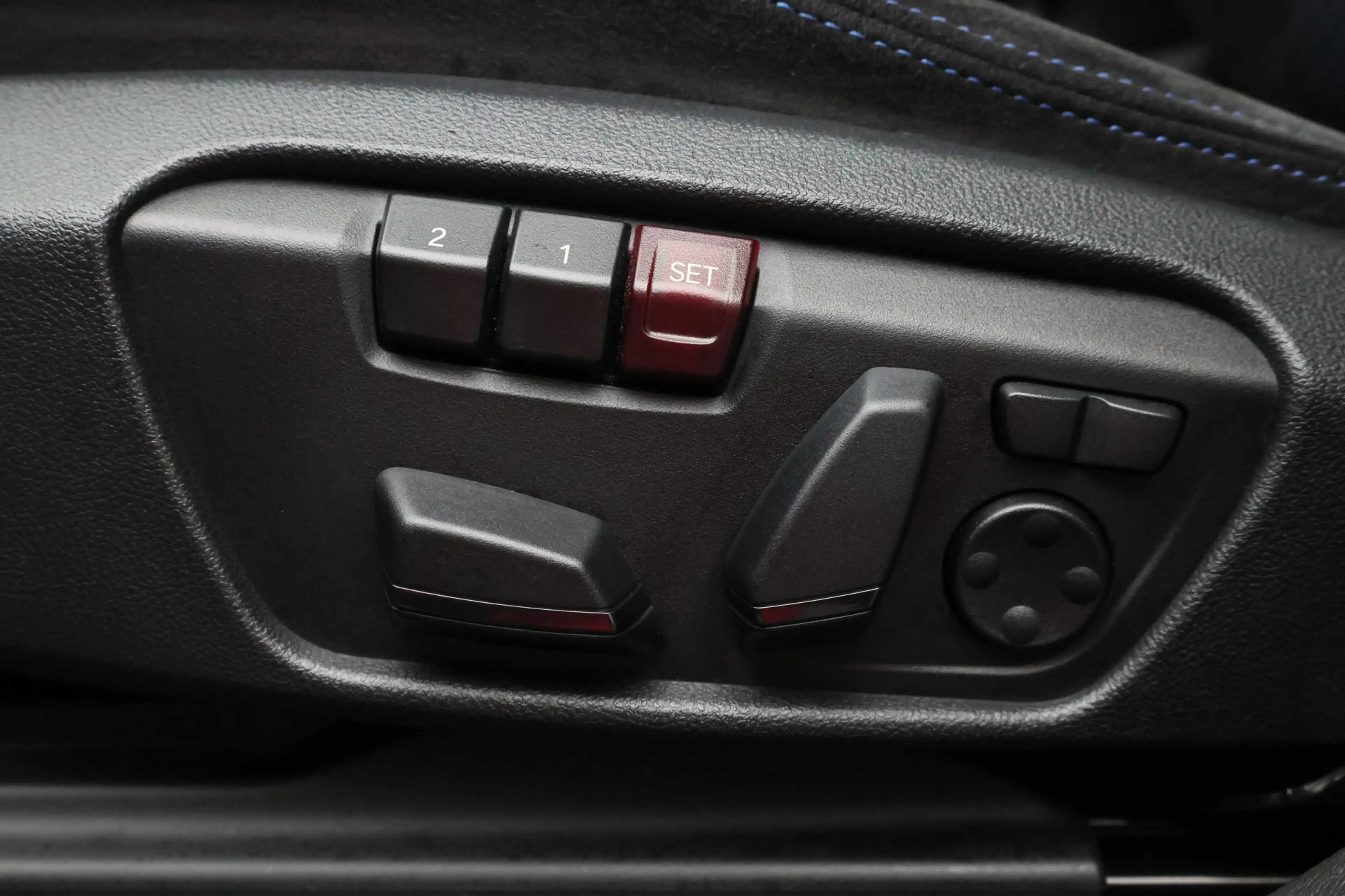 BMW X2 M35i Business Edition Plus — photo 10
