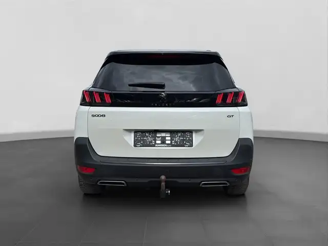 Peugeot 5008 view 4