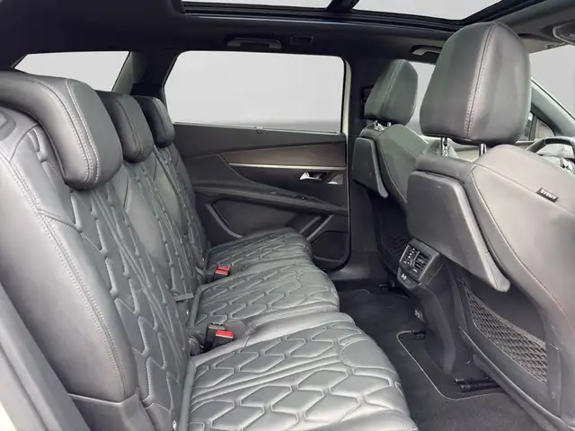 Peugeot 5008 view 15