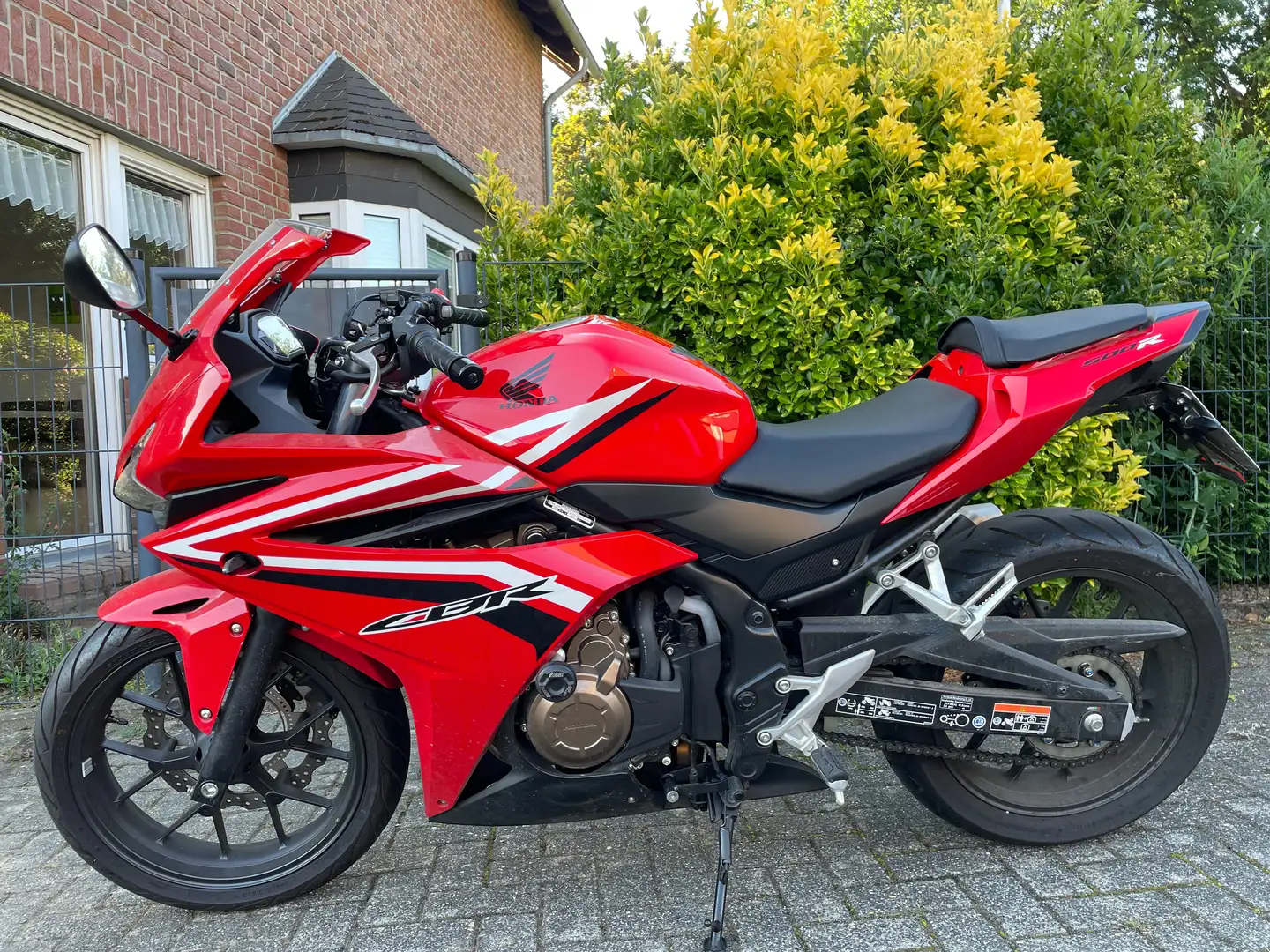 Honda CBR 500 R Vollverkleidete Sportler mit 48 PS Rot - 2