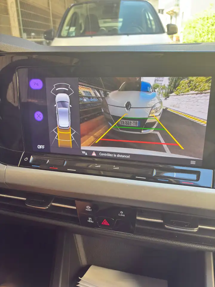 Volkswagen Golf E-Golf — photo 5