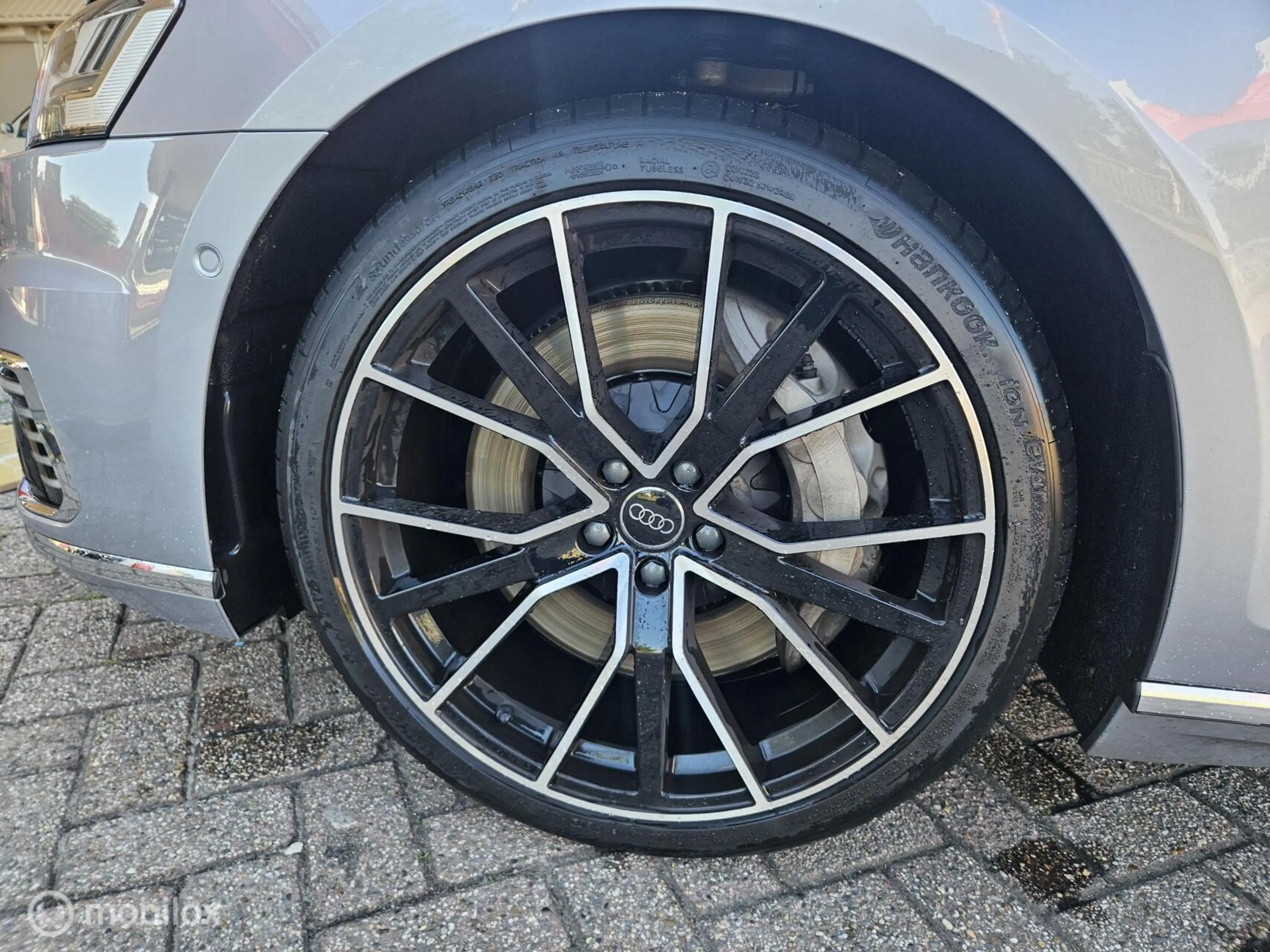 Audi A8 60 TFSI e quattro Pro Line Plus — photo 9