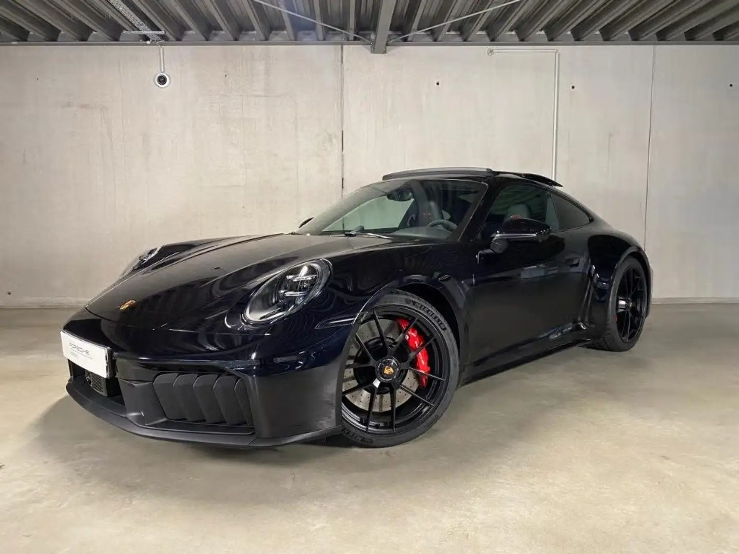 Porsche 911 Carrera GTS MY2025 Zwart - 1