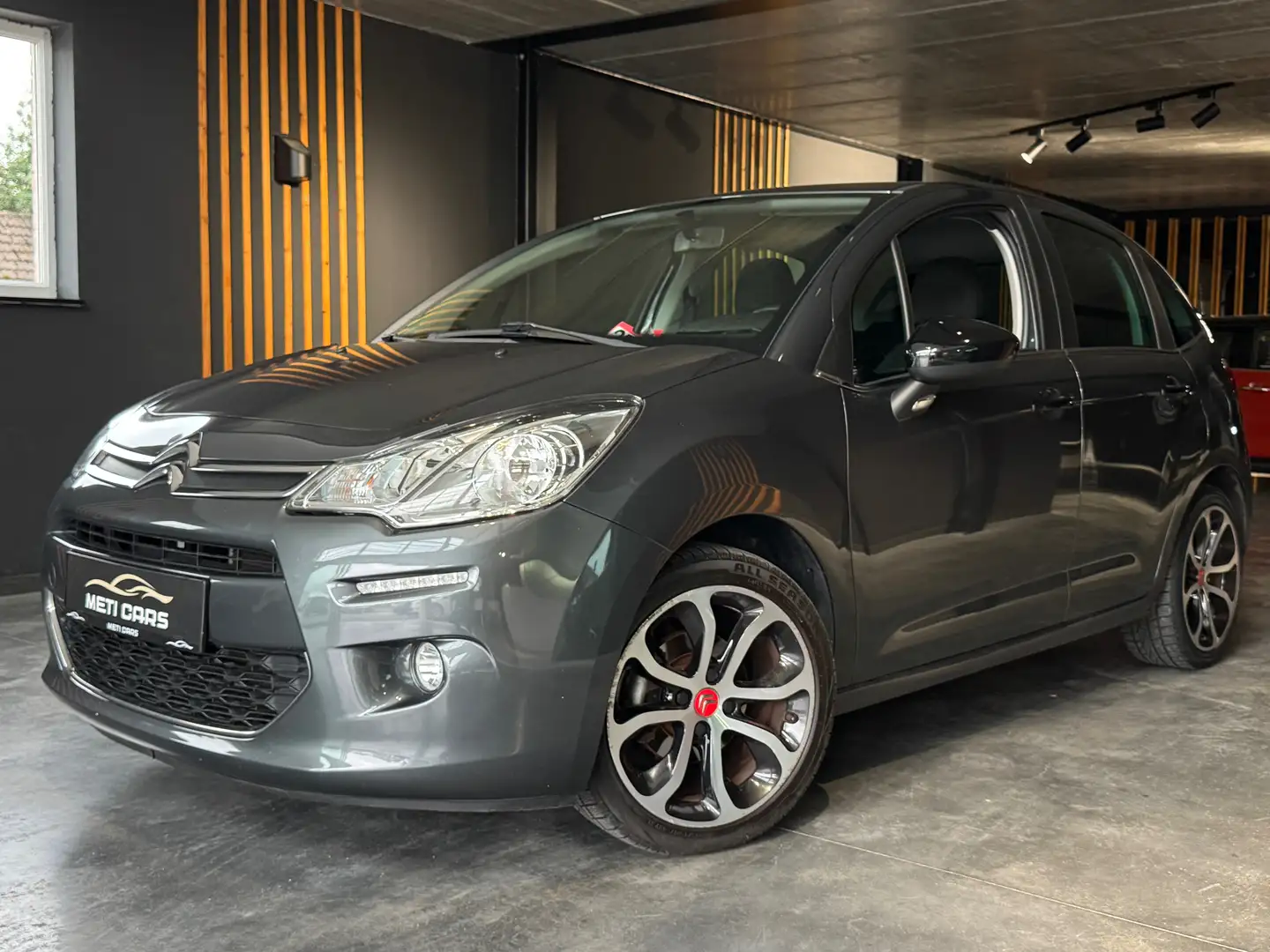 Citroen C3 VERKOCHT Grijs - 1