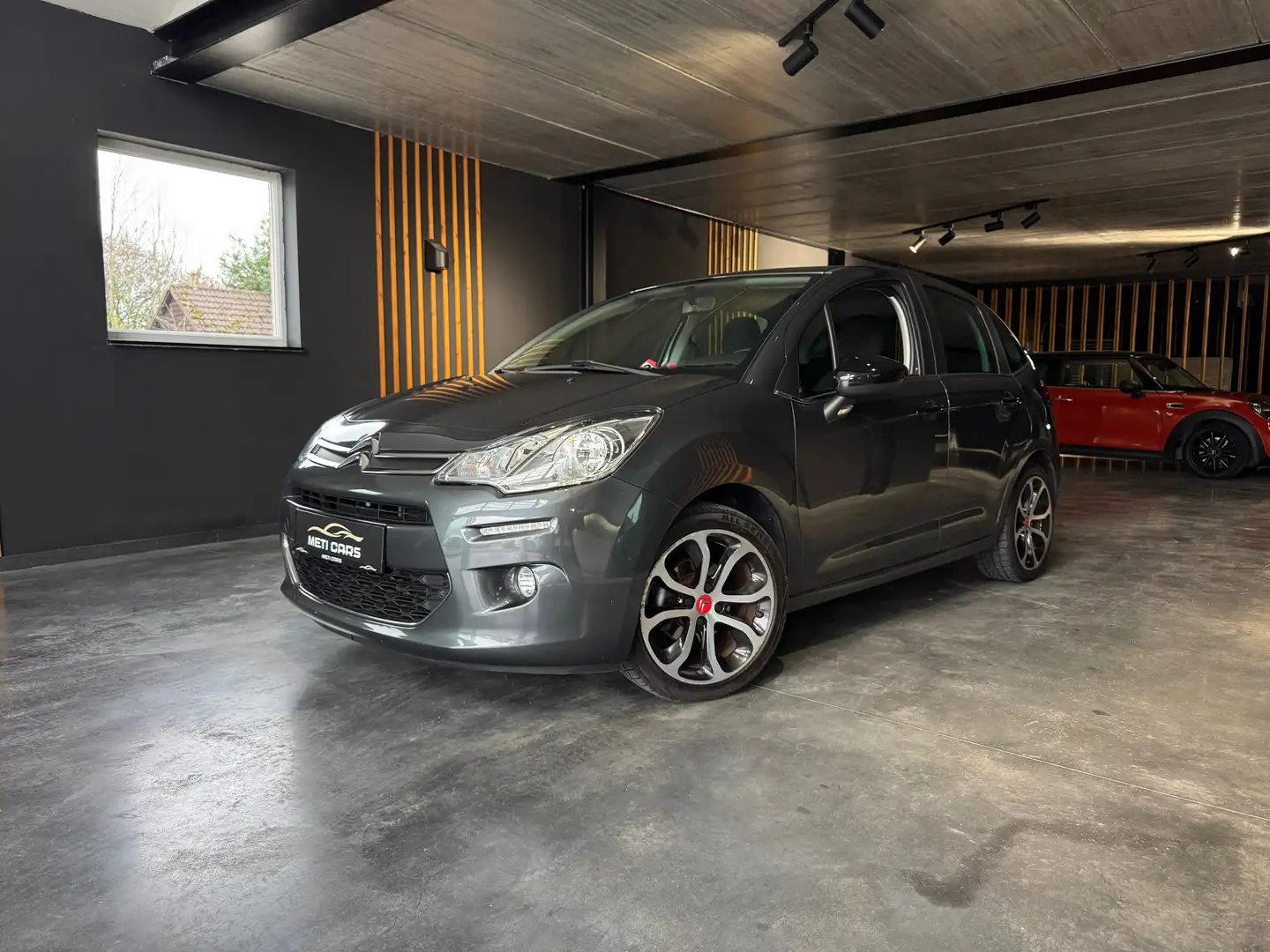 Citroen C3 VERKOCHT Grijs - 2