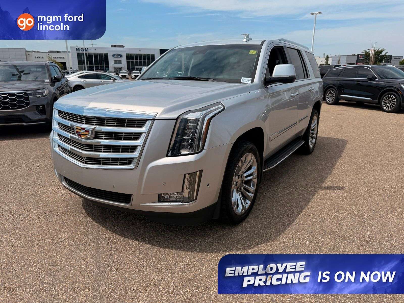 2017 Cadillac Escalade Luxury
