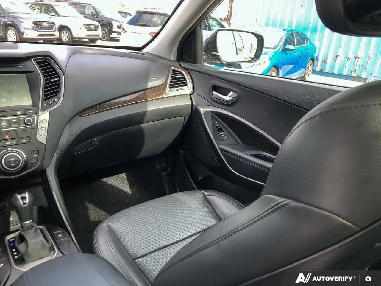 Hyundai SANTA FE снимка Hyundai SANTA FE