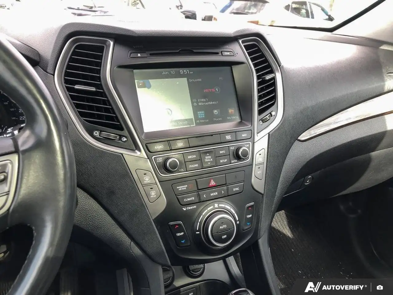Hyundai SANTA FE снимка Hyundai SANTA FE
