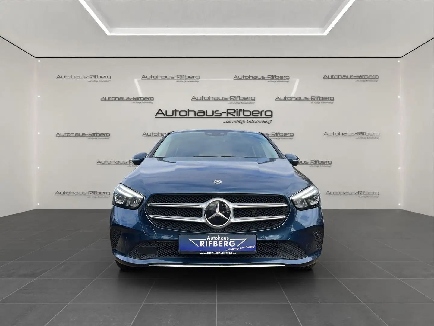 Mercedes-Benz B 250 e PROGRESSIVE/AHK/LED/MBUX/KAMERA/NAVI/18 Blau - 2