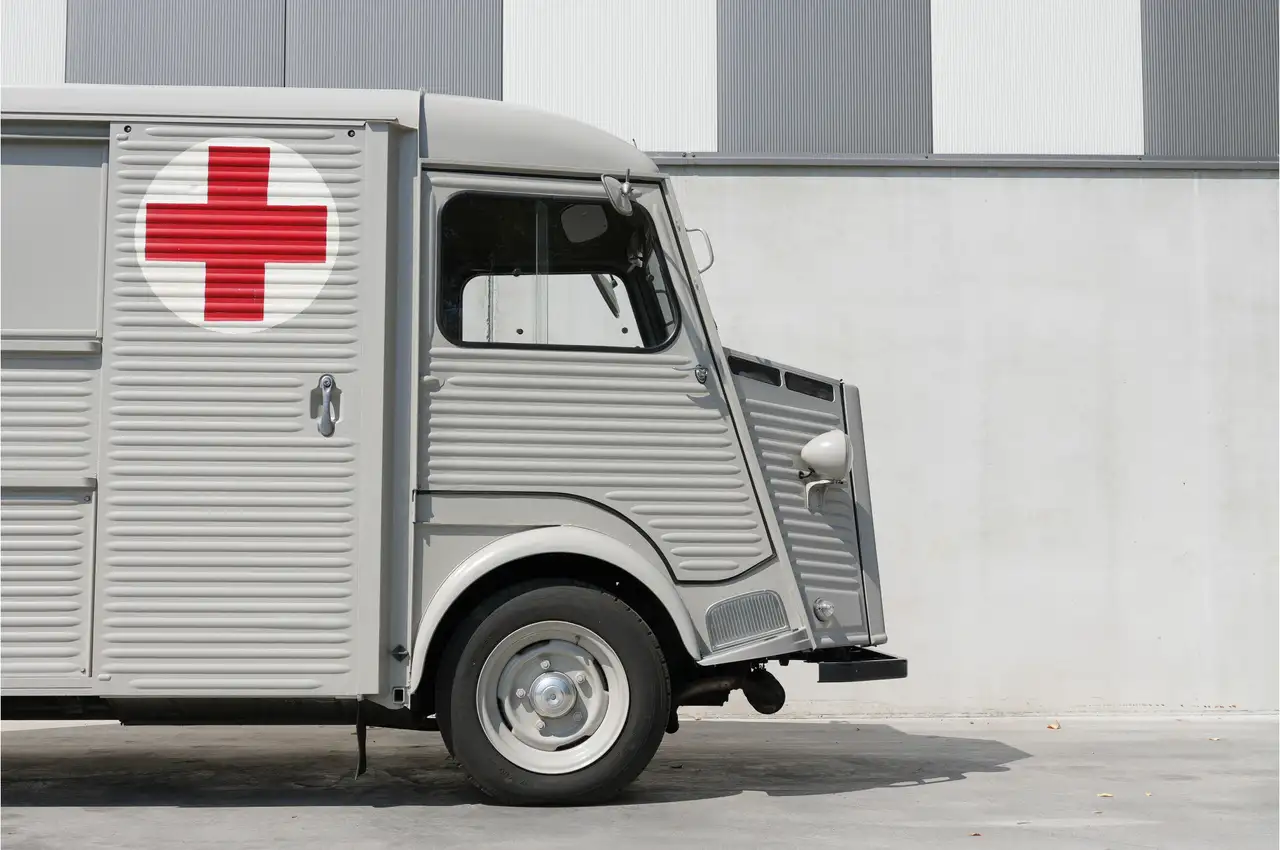 Citroen HY Ambulance M1227, foto 9