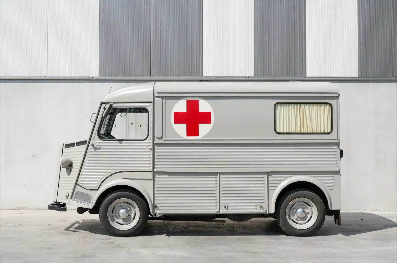 Citroen HY Ambulance M1227, foto 3