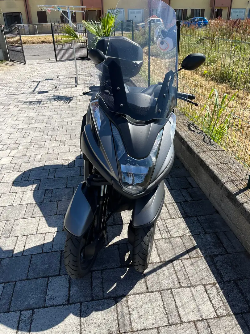 Yamaha TriCity 125 Gri - 1