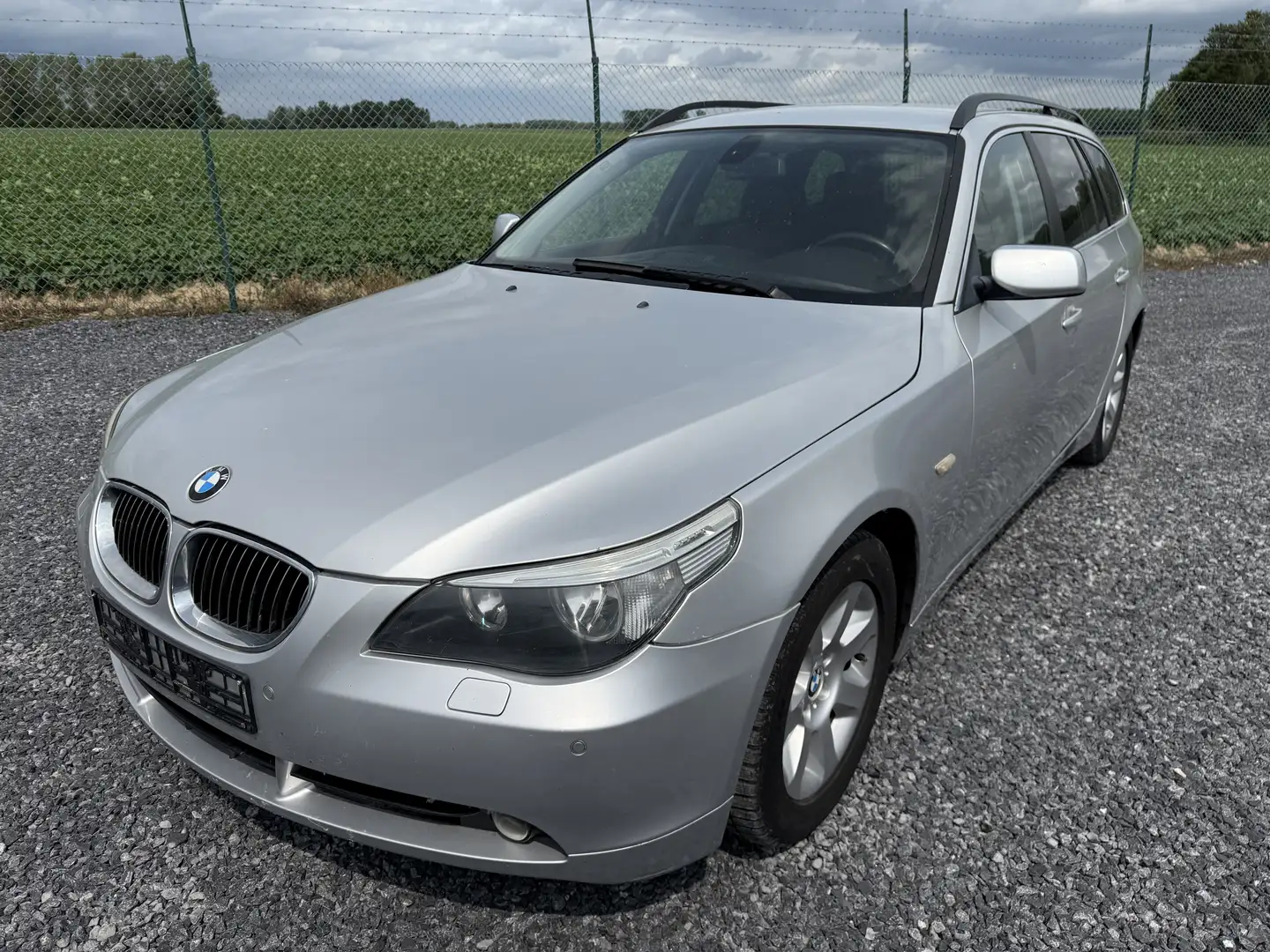 BMW 525 Touring 525i  V6 - 2