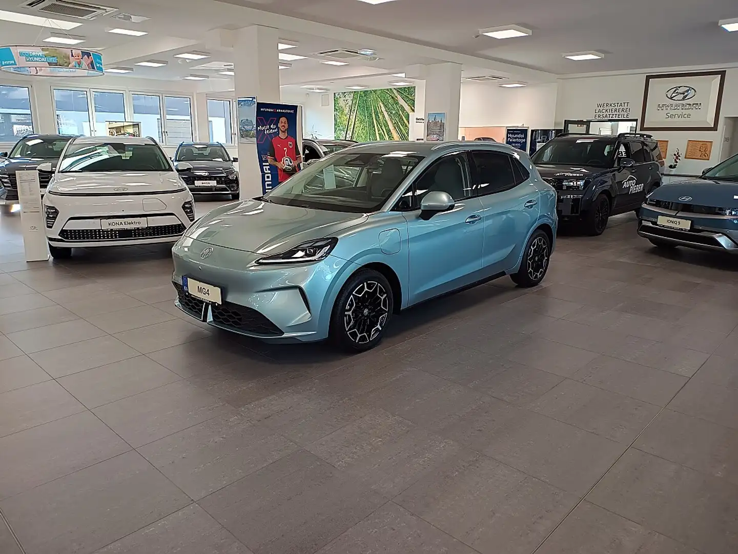 MG MG4 EV Urban 54 kWh Luxury *LED*Navi* Silber - 2