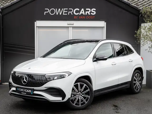 Mercedes-Benz EQA 250 + AMG | 70 Kwh | PANO | NIGHT | CAMERA
