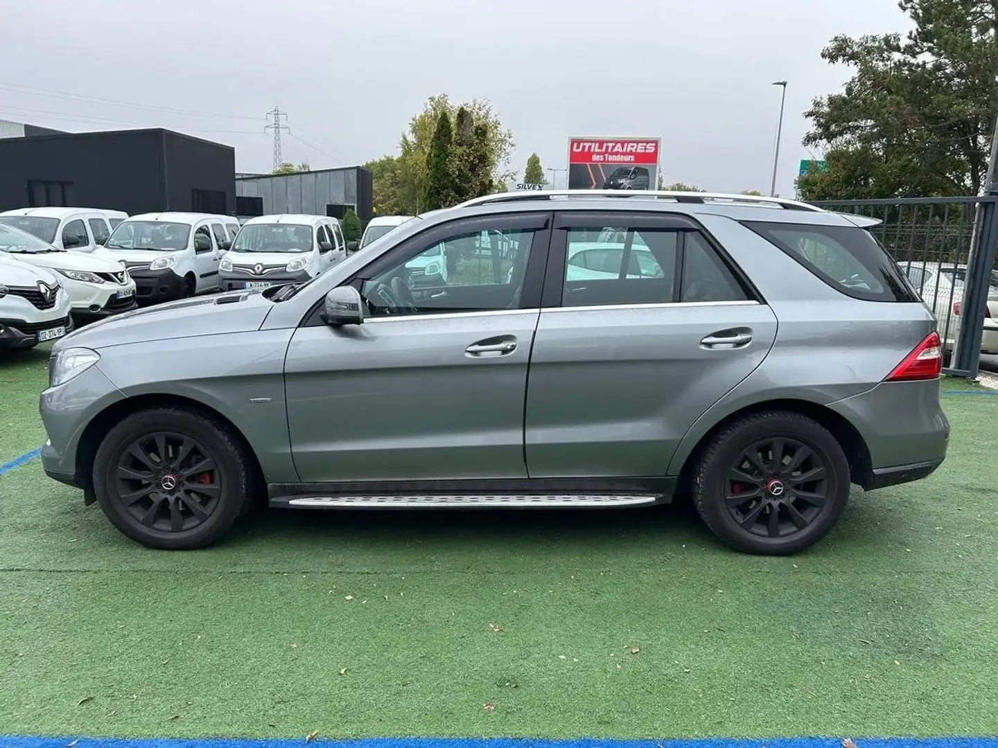 Mercedes-Benz ML 350 M 350 BlueTEC 258ch 7G-Tronic 4MATIC Gris - 2