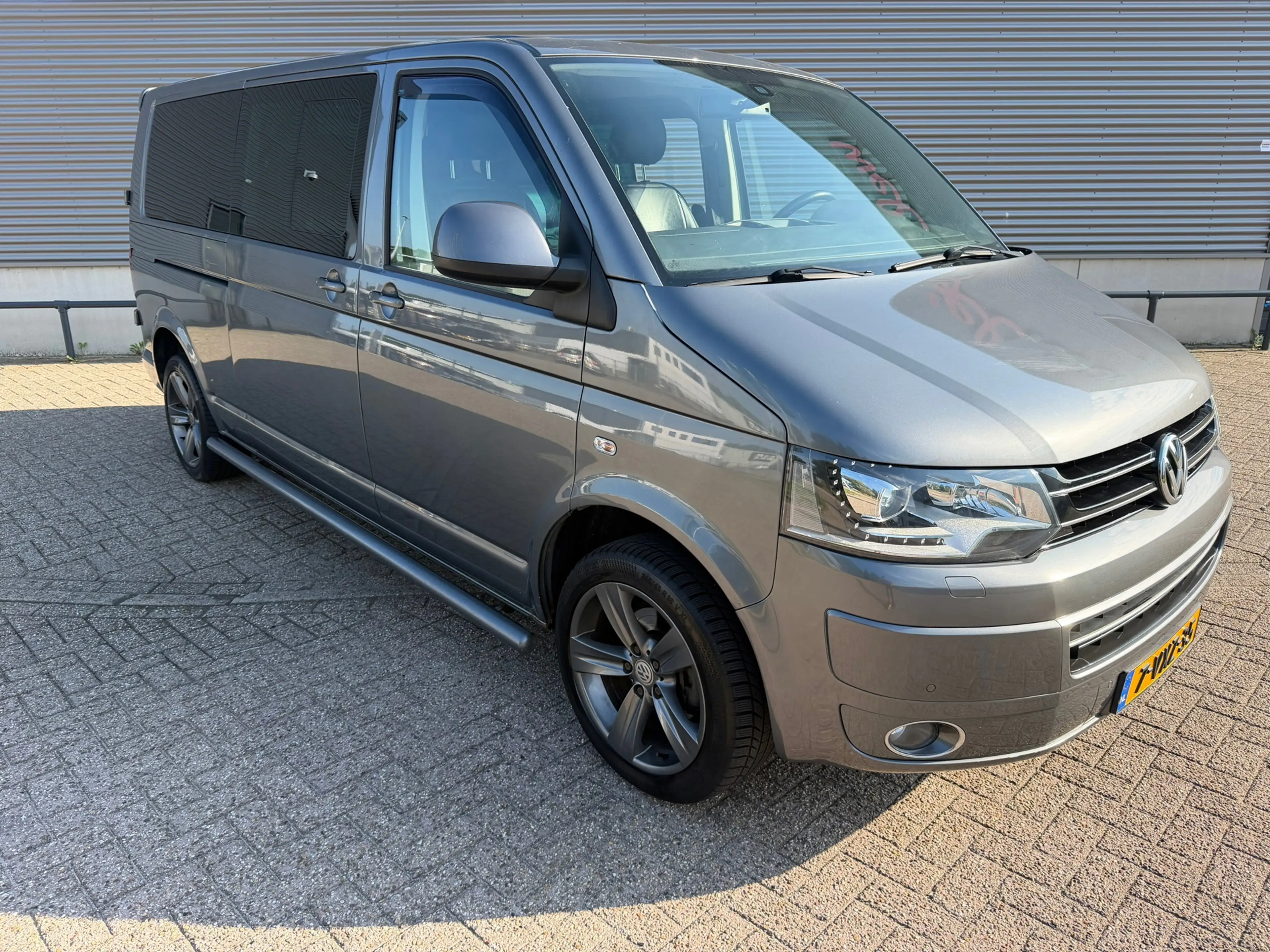 Volkswagen Transporter 2.0 TDI L2H1 DC Comfortline — photo 3
