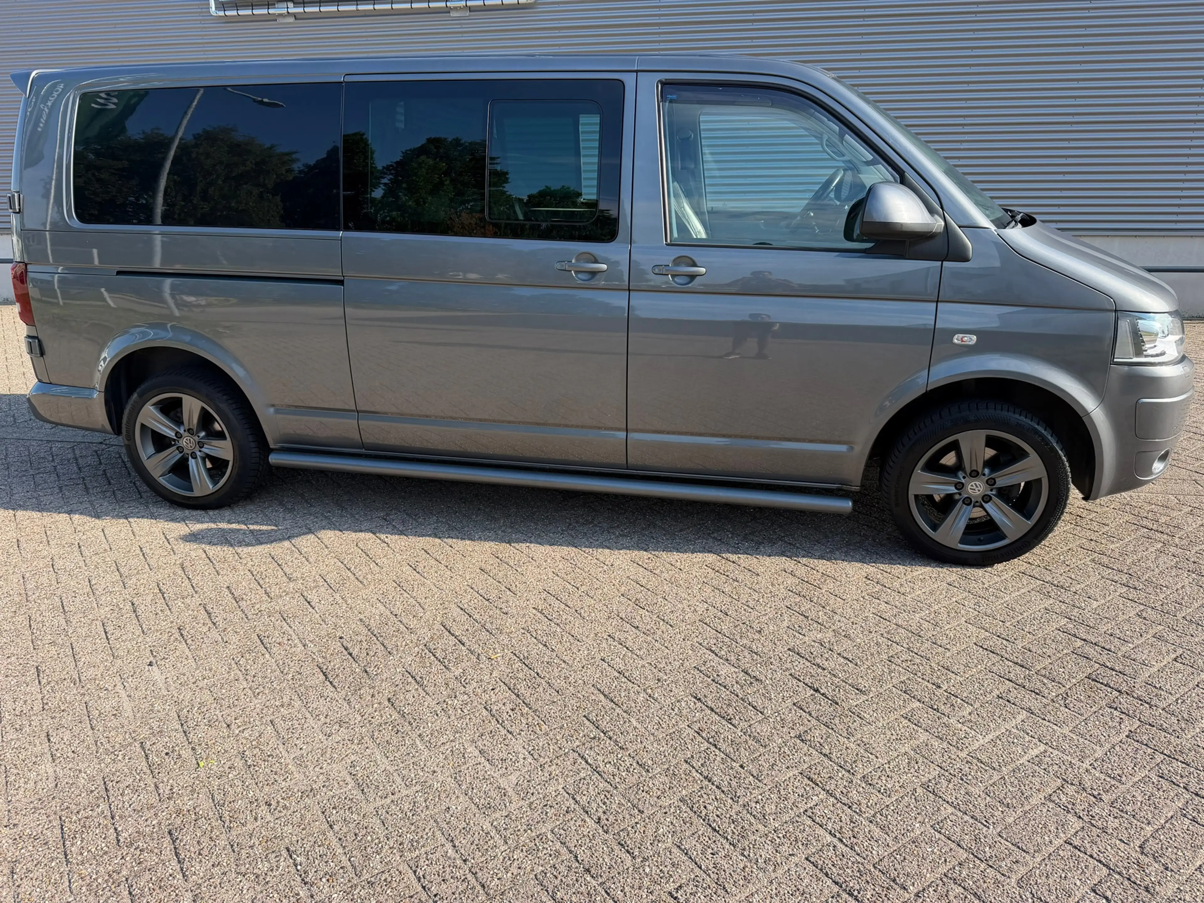 Volkswagen Transporter 2.0 TDI L2H1 DC Comfortline — photo 4