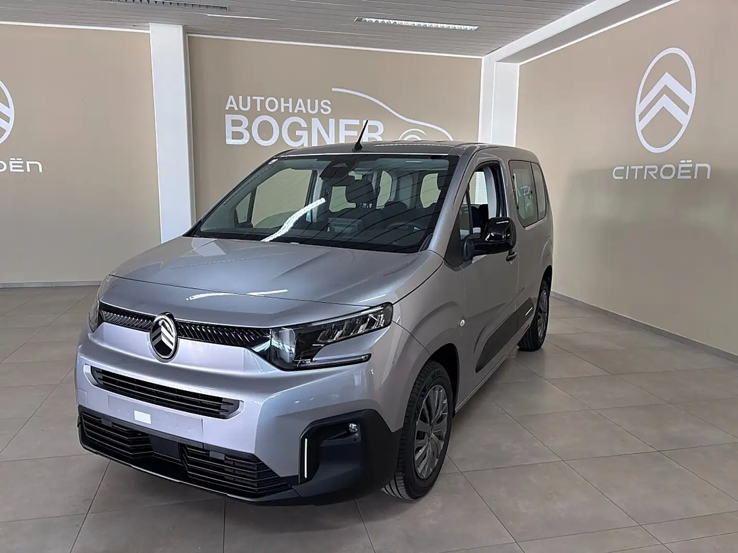 Citroen Berlingo Länge M 100PS S&S Plus inkl Finanzbonus Silber - 1