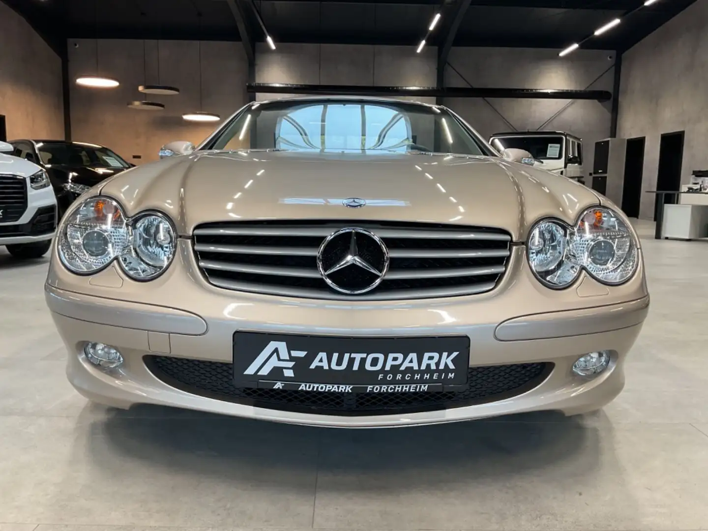 Mercedes-Benz SL 350 Leder Navi Comand Xenon 18" AMG 13.600Km! Beige - 2
