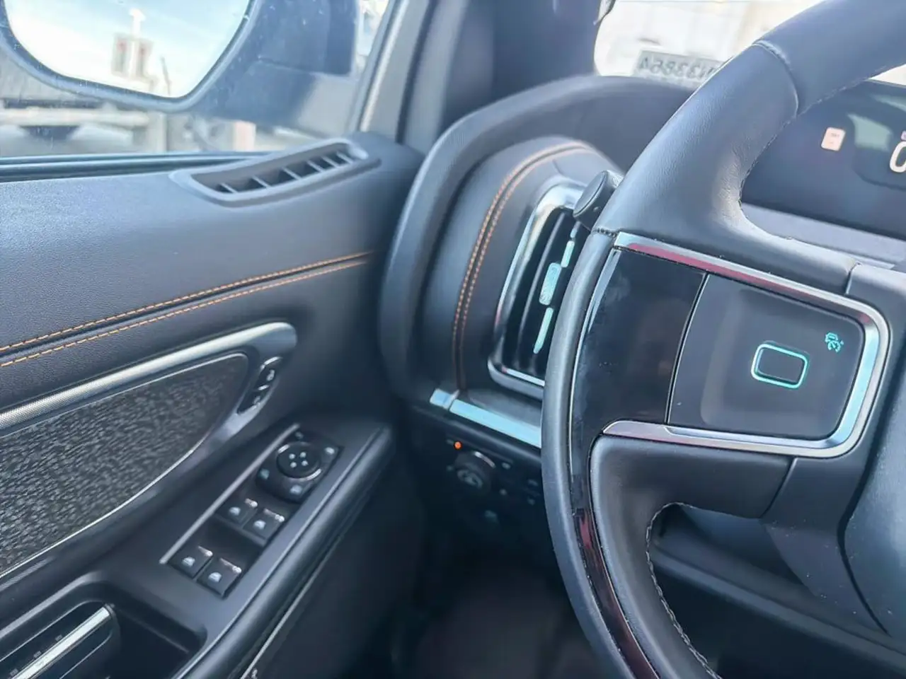 Ford Expedition снимка Ford Expedition