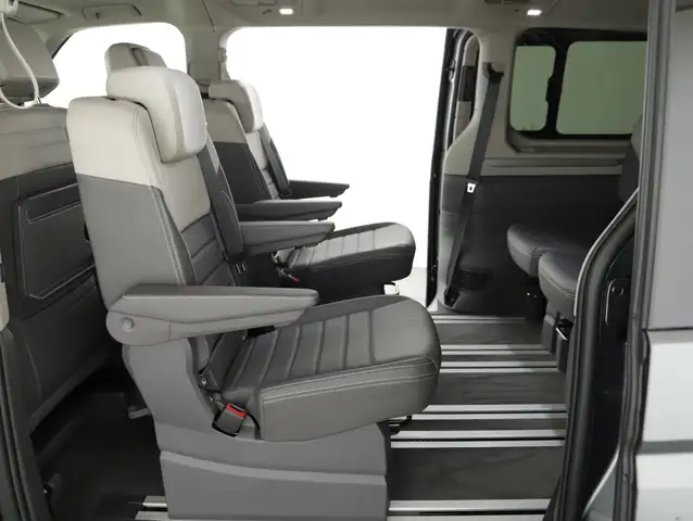 Volkswagen T7 Multivan VW T7 Multivan Edition ÜH TDI Ansicht 14