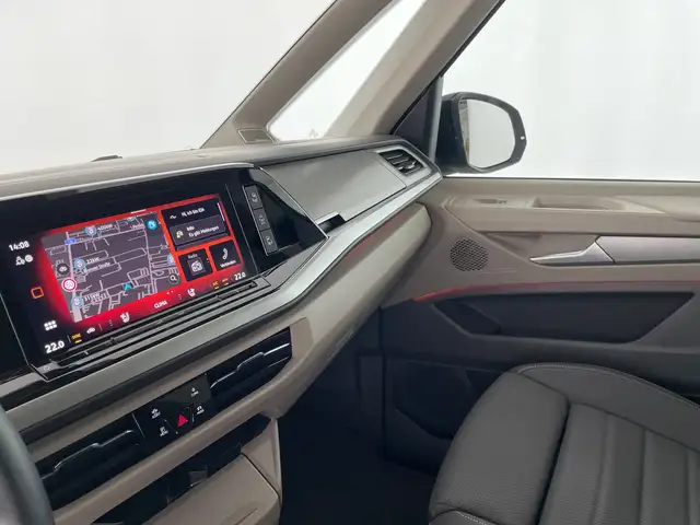 Volkswagen Multivan view 9