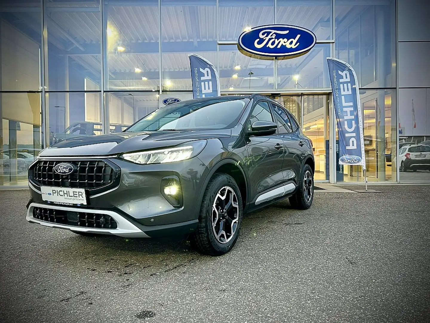 Ford Kuga Active 2,5 Duratec FHEV Aut. LEASING AKTION Gris - 2