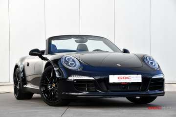 911 Carrera 2 l Cabrio l Black Edition l Sportuitlaat l BOSE-Soundsystem l Stoelverwarming/-ventilatie l Camera